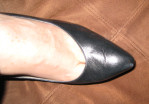 Kim McNelis out on February 8 toe cleavage (for those who like it :) thumbnail image
